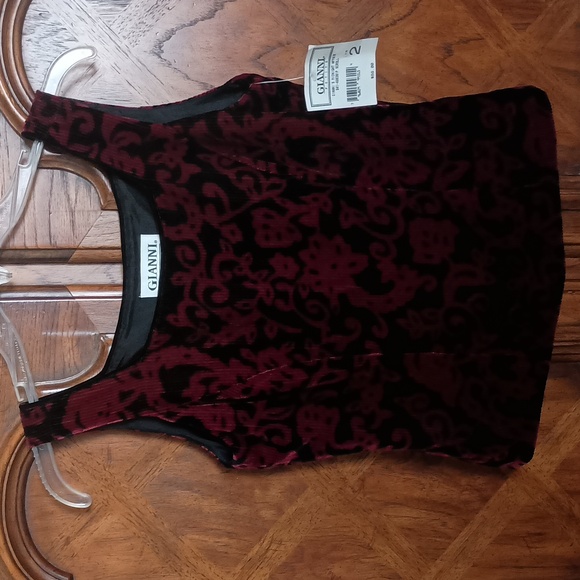 Gianni Petite Wine & Black Rayon &Silk Blend Velvet Print Tank Top Size 2P NWT - Picture 1 of 6